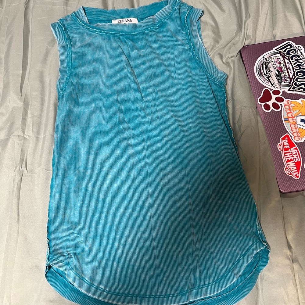 Women’s tank top
